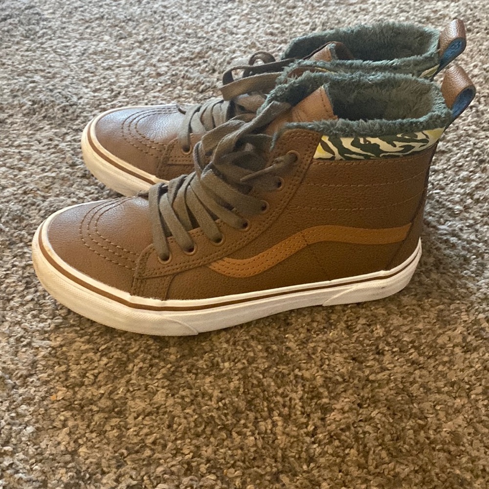 Vans hi top